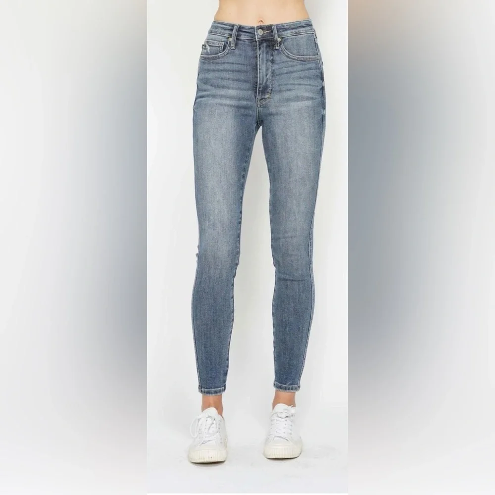 Judy Blue High Waist Skinny Jeans NWT Size 0/24 - Picture 1 of 10